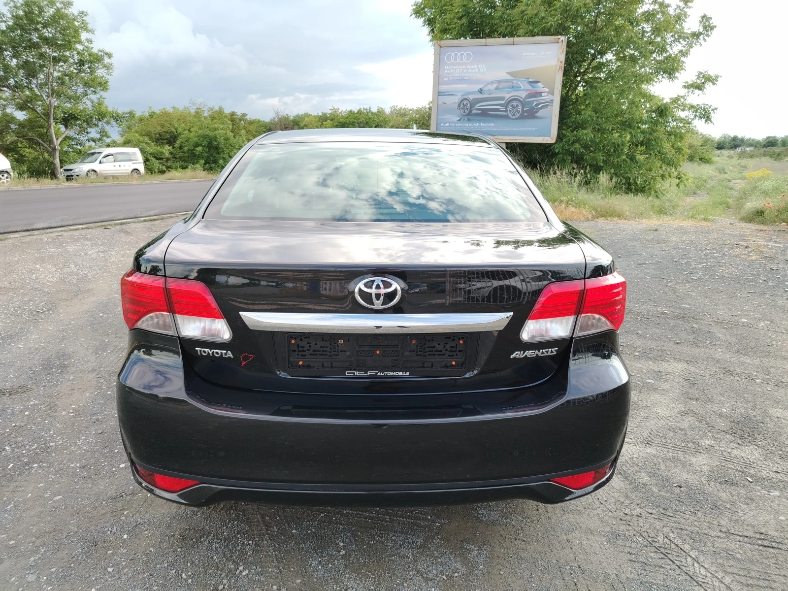 Toyota Avensis 1.8-147 КС АВТОМАТИК, КОЖА, НАВИ, снимка 7 - Автомобили и джипове - 54646911