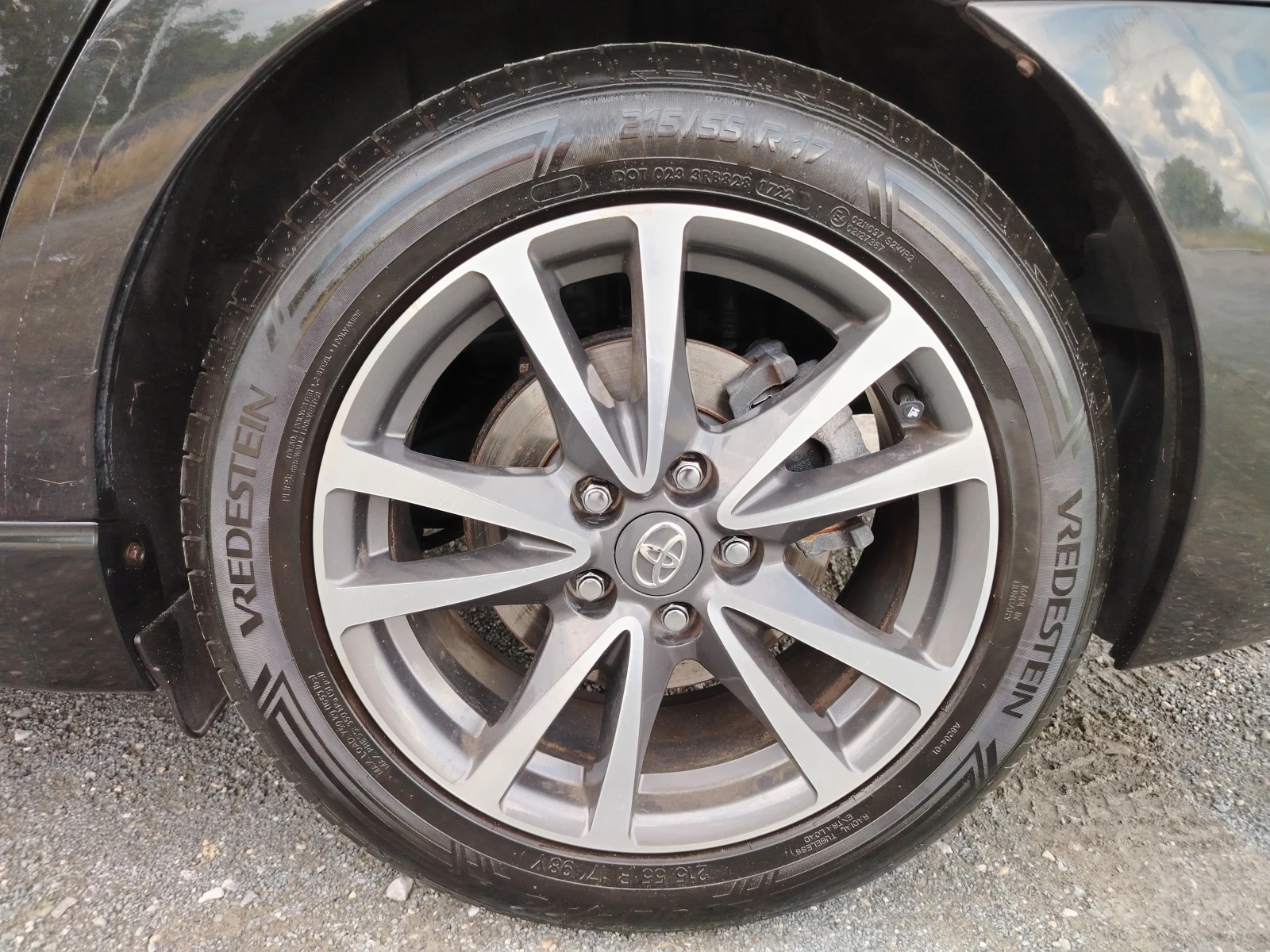 Toyota Avensis 1.8-147 КС АВТОМАТИК, КОЖА, НАВИ, снимка 17 - Автомобили и джипове - 54646911
