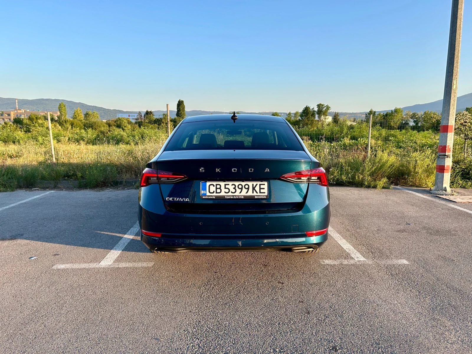Skoda Octavia Style Edition Гаранционна, снимка 2 - Автомобили и джипове - 55494958