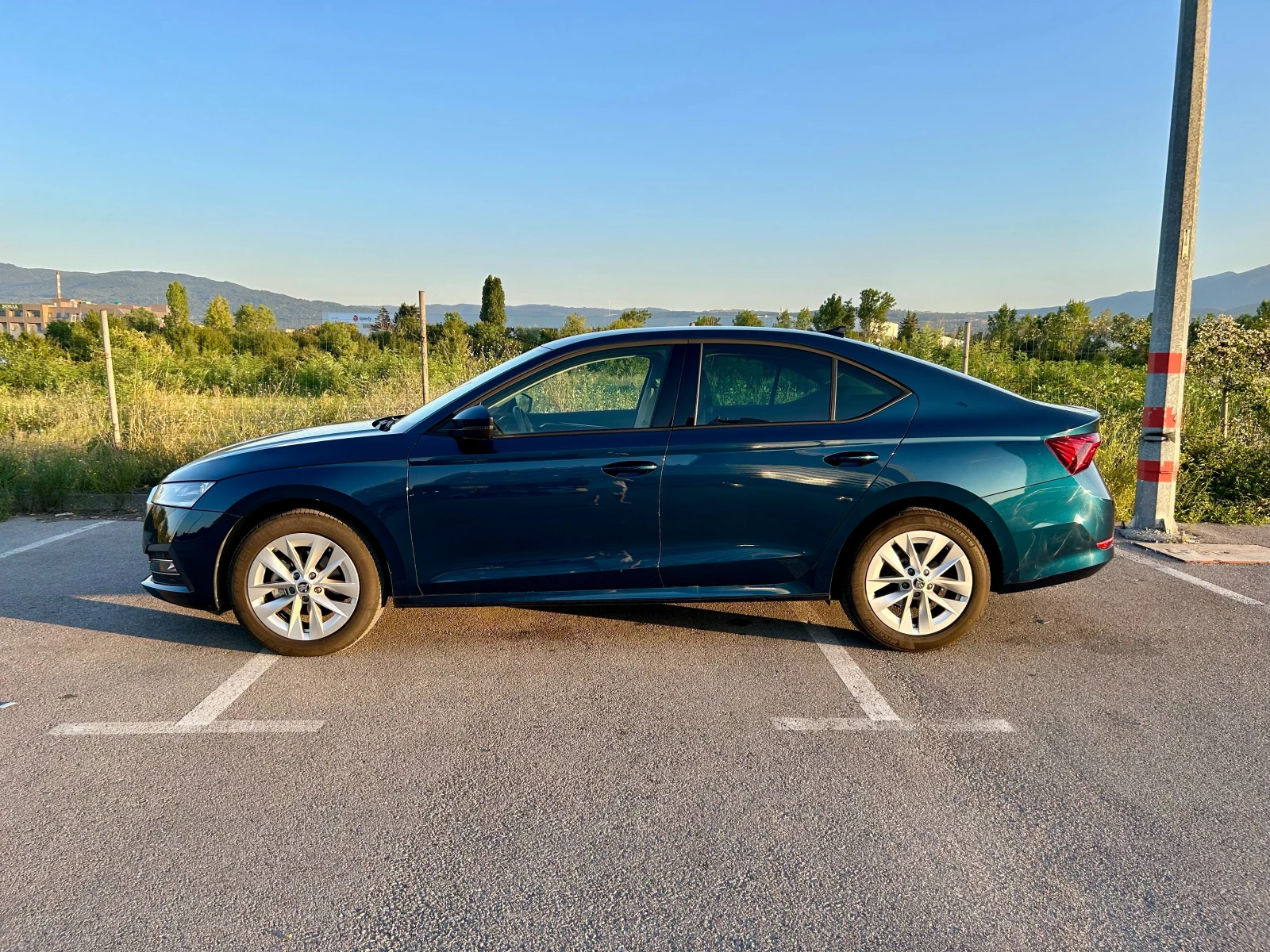 Skoda Octavia Style Edition Гаранционна, снимка 4 - Автомобили и джипове - 55494958