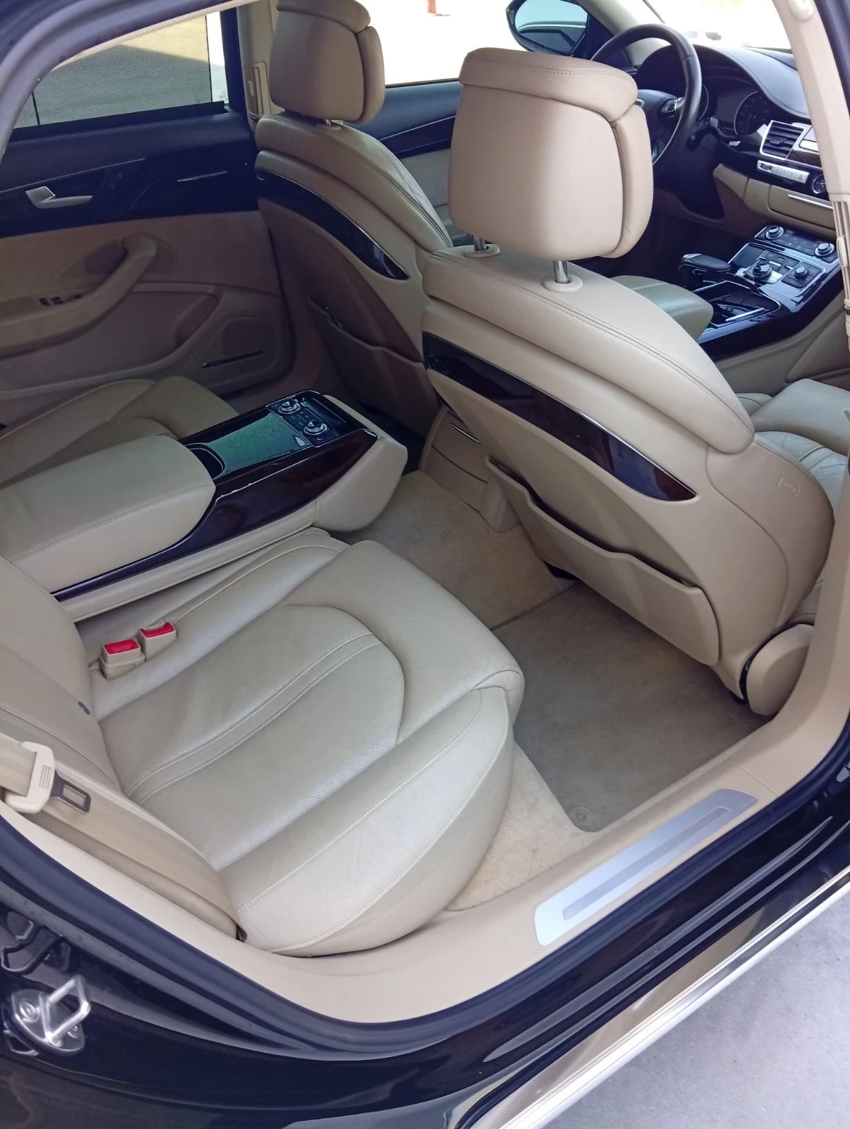 Audi A8 4.0T quattro long, снимка 12 - Автомобили и джипове - 55536221