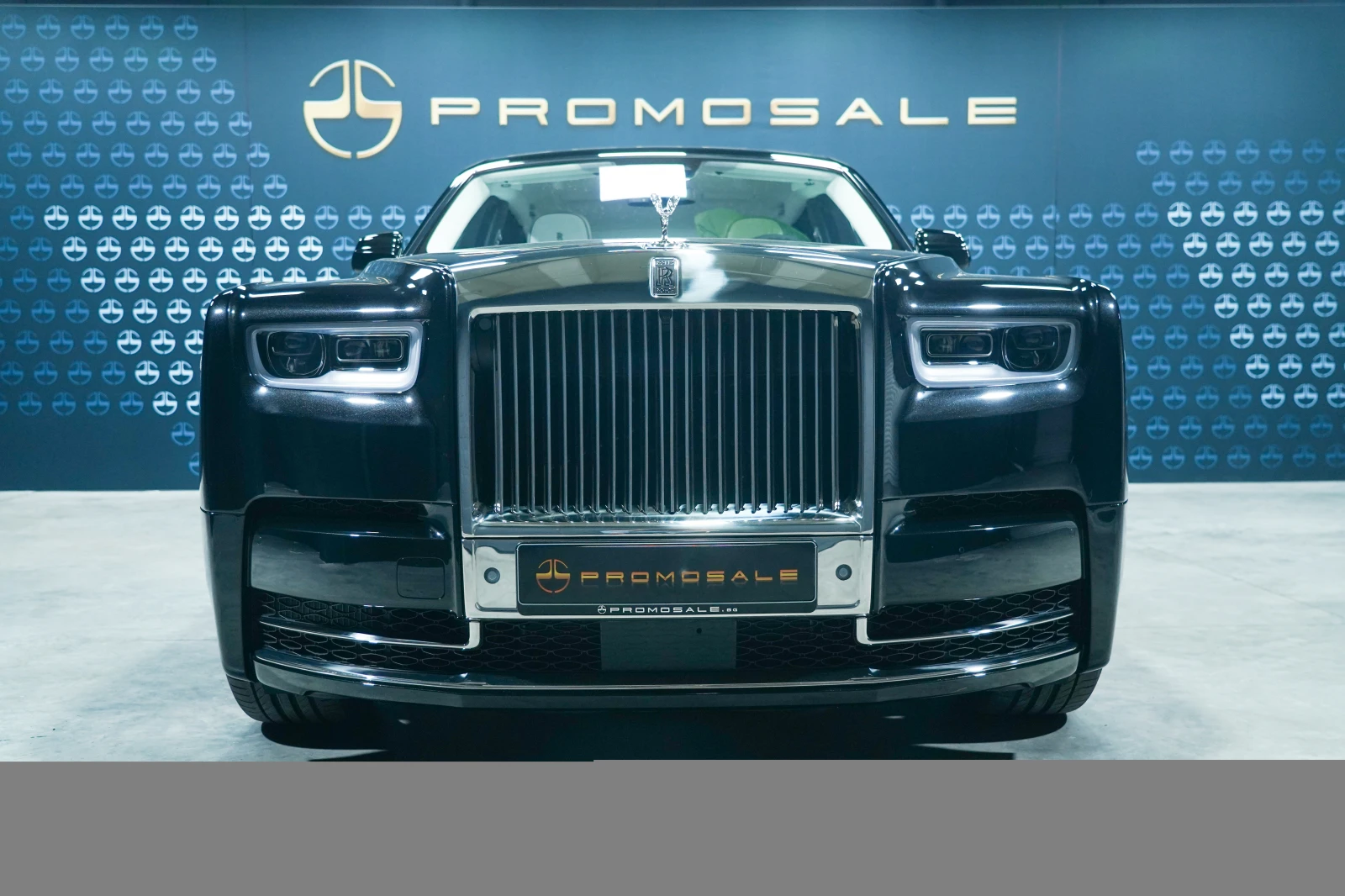 Rolls-Royce Phantom VIII* StarLights* Massage* 360* TV* 22, снимка 2 - Автомобили и джипове - 56354571