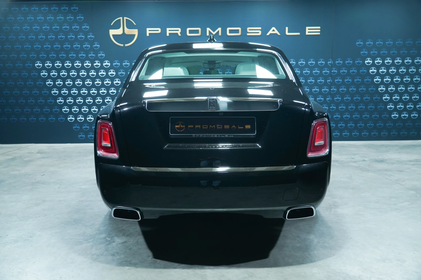 Rolls-Royce Phantom VIII* StarLights* Massage* 360* TV* 22, снимка 5 - Автомобили и джипове - 56354571