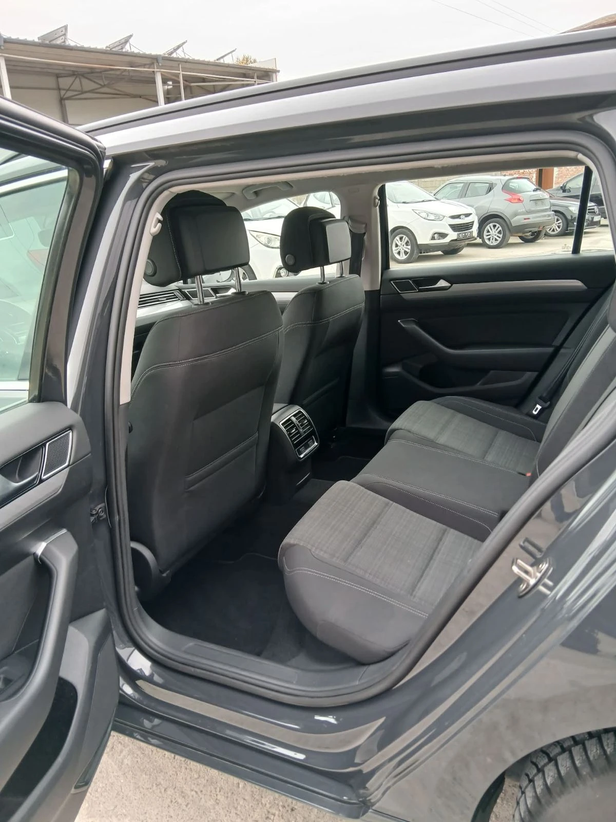 VW Passat 2.0TDI, ACC, LED, �����! | Mobile.bg � ����������� 9