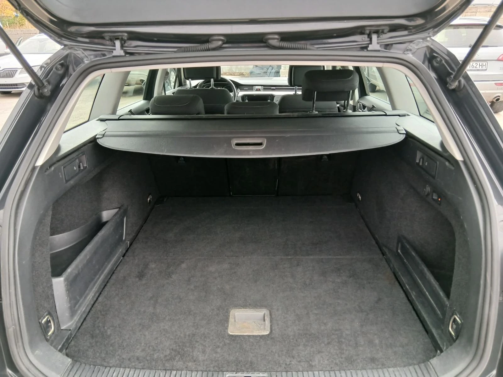 VW Passat 2.0TDI, ACC, LED, �����! | Mobile.bg � ����������� 12