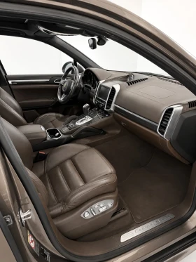 Porsche Cayenne S E-Hybrid ПРОМОЦИЯ 416 к.с. 4x4 Facelift Обслужен, снимка 13
