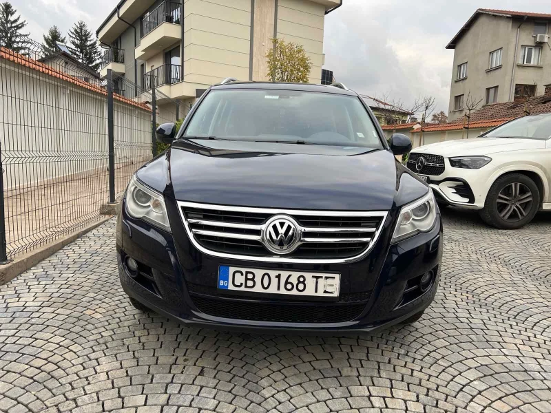 VW Tiguan, снимка 1 - Автомобили и джипове - 48617557