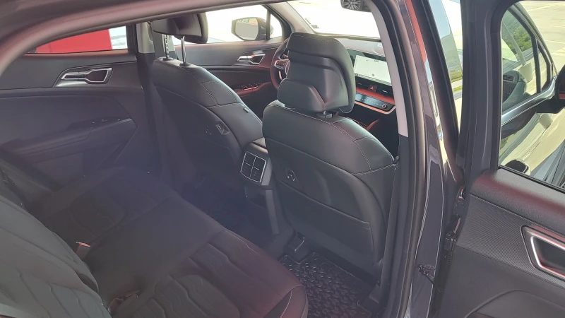 Kia Sportage 1, 6T MHEV 7 AT, снимка 16 - Автомобили и джипове - 52550931