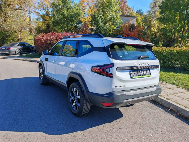 Dacia Bigster 5900лв за получаване, 1.2TCe ГАЗ Espression, снимка 8 - Автомобили и джипове - 51899958