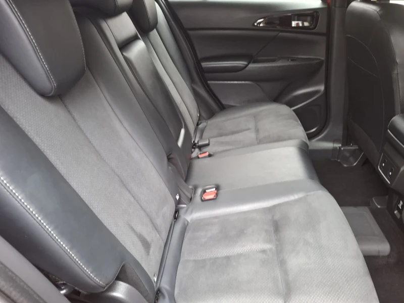Mitsubishi Eclipse Cross 2.5 4х4 Plug-In , снимка 9 - Автомобили и джипове - 52918249