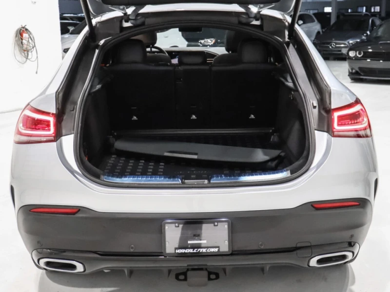 Mercedes-Benz GLE * GLE450 Coupe / Premium Plus / Sport Pkg / Night , снимка 14 - Автомобили и джипове - 52924363