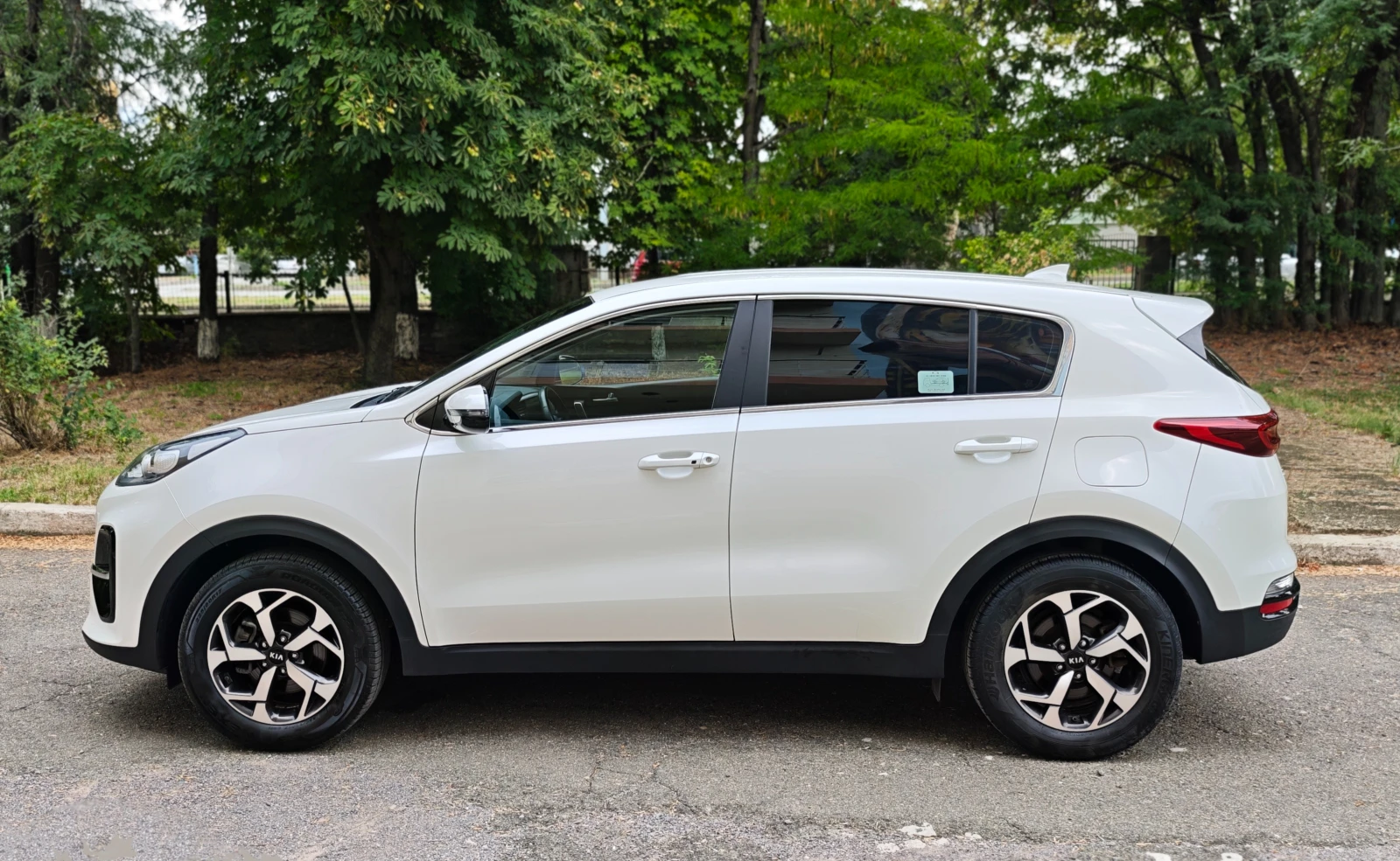 Kia Sportage 1.6 CRDI 4x4 - изображение 7