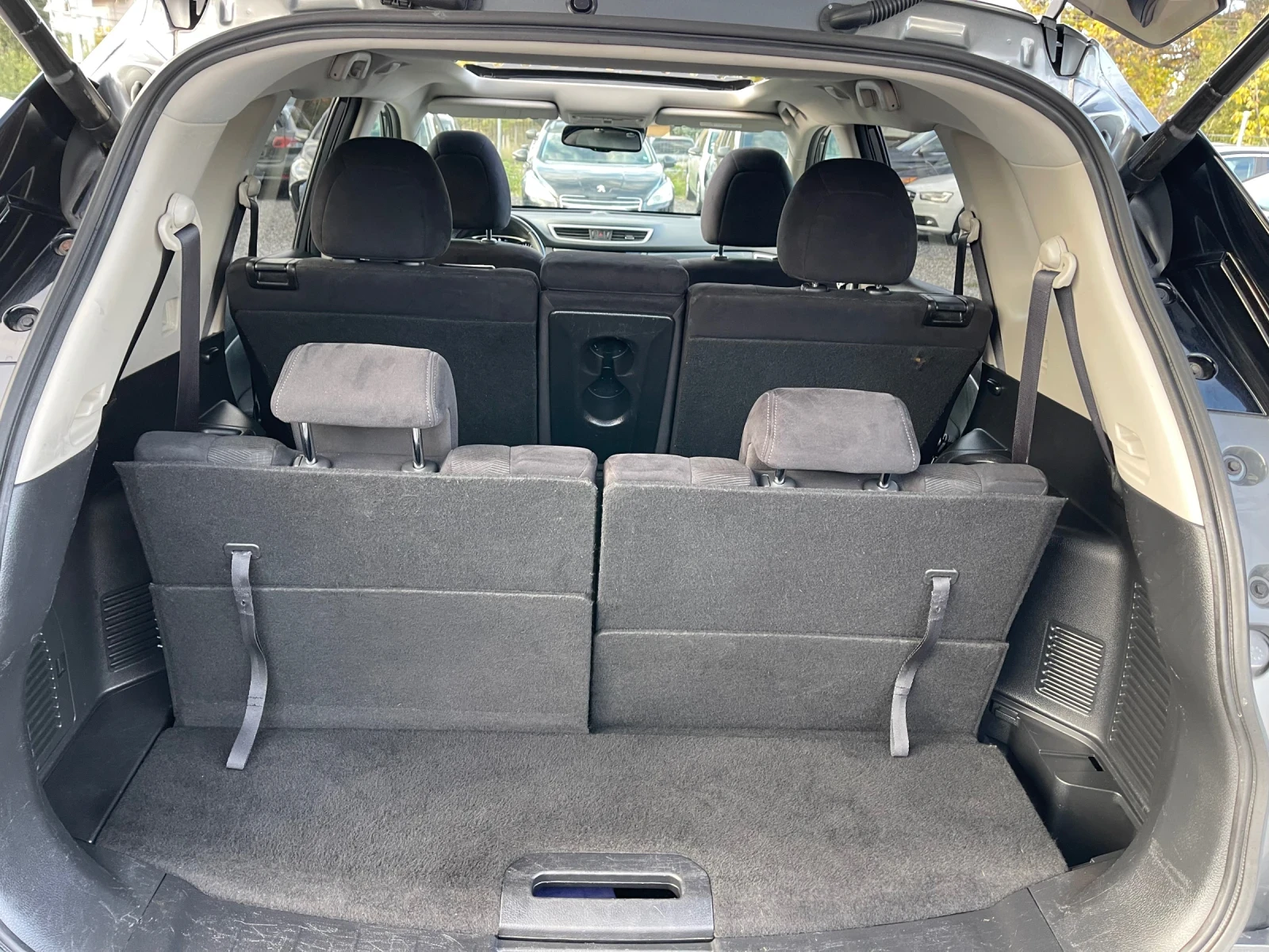 Nissan X-trail 1.6 DIG, 163Hp, Бензин, 7местен, Панорама, 360Каме, снимка 14 - Автомобили и джипове - 52191990