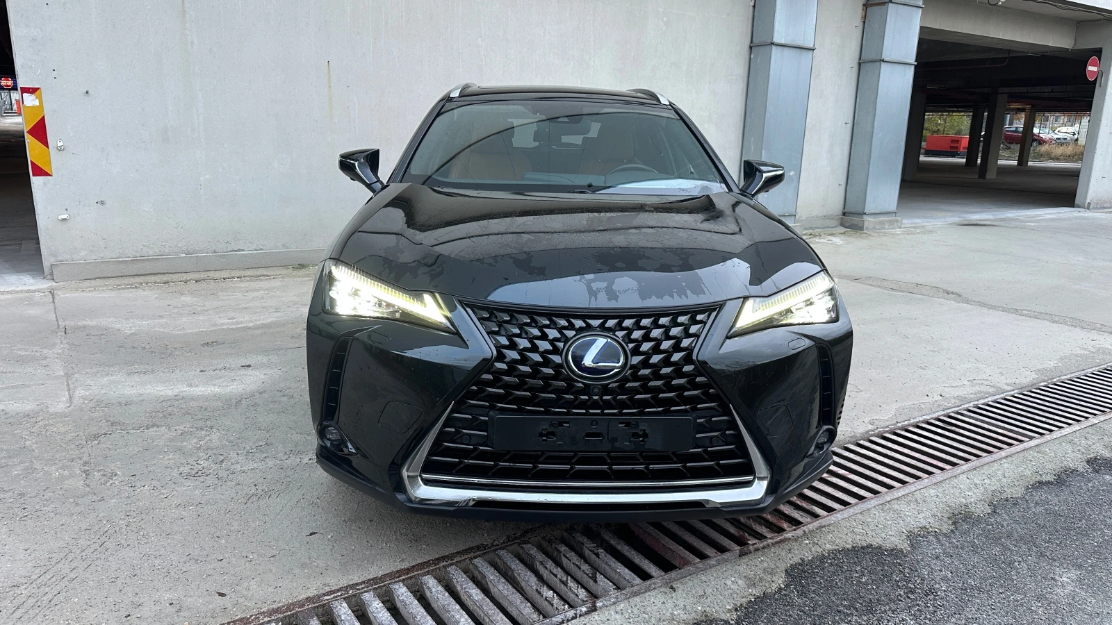 Lexus UX 250h 4x4, ,   , 360* , MarkLevinson | Mobile.bg   3