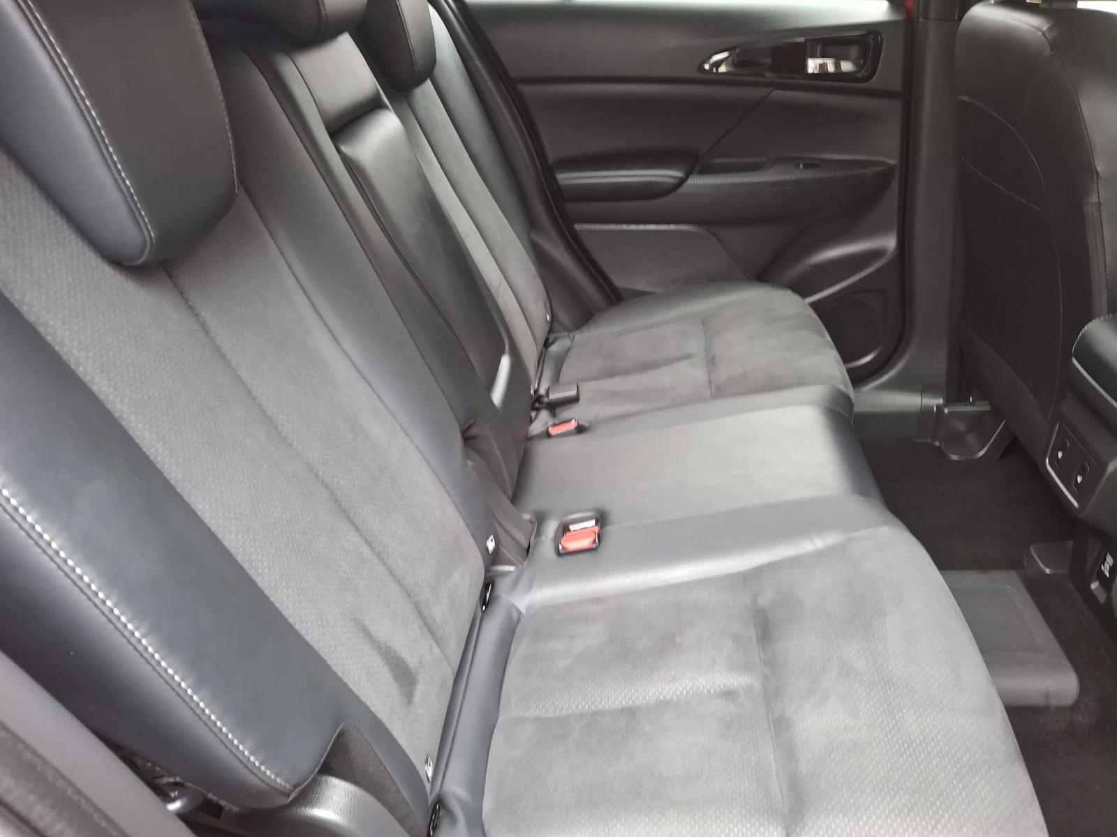 Mitsubishi Eclipse Cross 2.5 4х4 Plug-In  - изображение 9