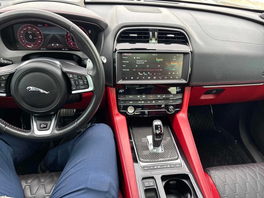 Jaguar F-PACE * SVR * CARFAX * ���� �� �� | Mobile.bg � ����������� 9