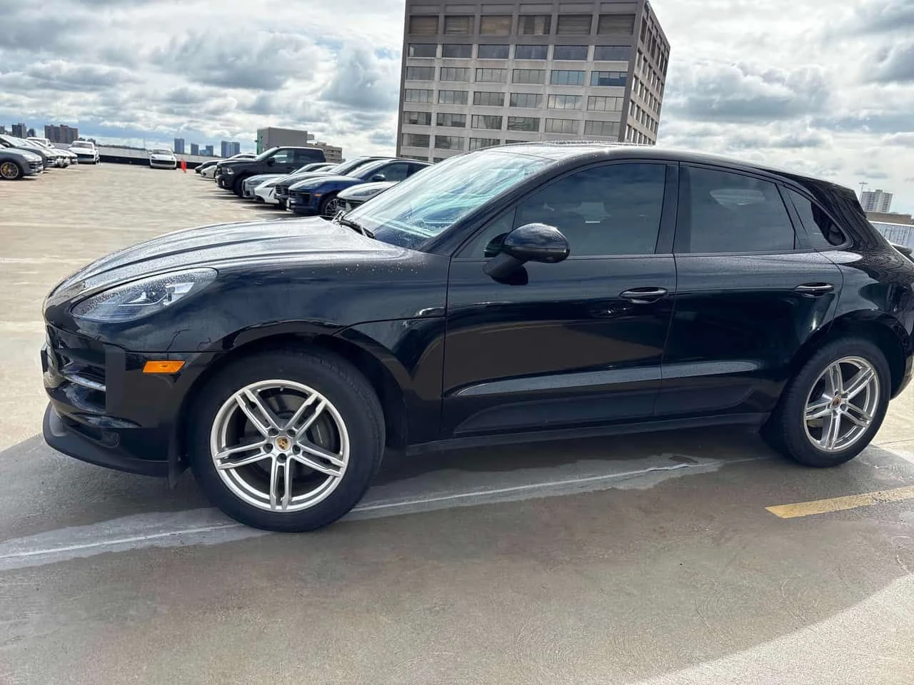 Porsche Macan | AWD | ОБДУХВАНЕ | ПОДГРЕВ | 360 | CARFAX | , снимка 2 - Автомобили и джипове - 54373033