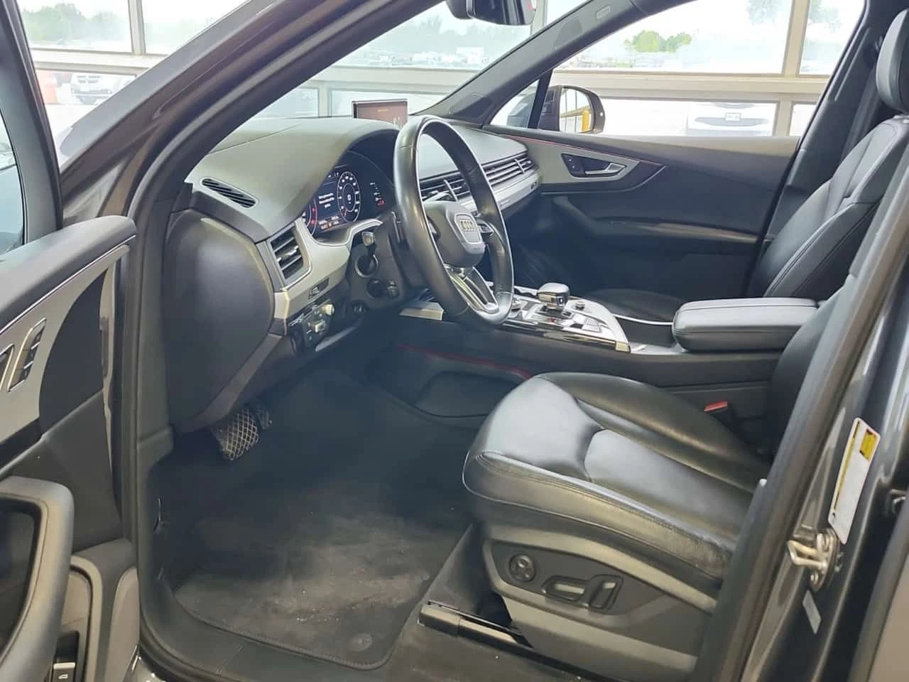 Audi Q7 Technik/CARFAX/ДИСТРОНИК/360 КАМ/ПАНО/2 КЛЮЧА/, снимка 6 - Автомобили и джипове - 54719093