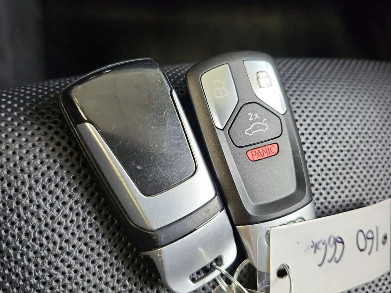 Audi Q7 Technik/CARFAX/ДИСТРОНИК/360 КАМ/ПАНО/2 КЛЮЧА/, снимка 7 - Автомобили и джипове - 54719093