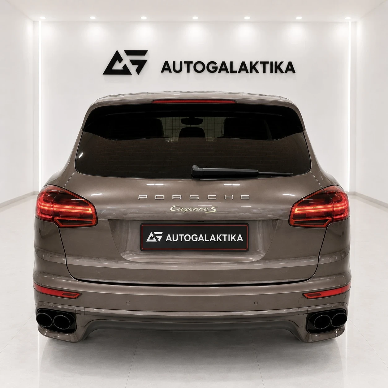 Porsche Cayenne S E-Hybrid ПРОМОЦИЯ 416 к.с. 4x4 Facelift Обслужен, снимка 5 - Автомобили и джипове - 55828721