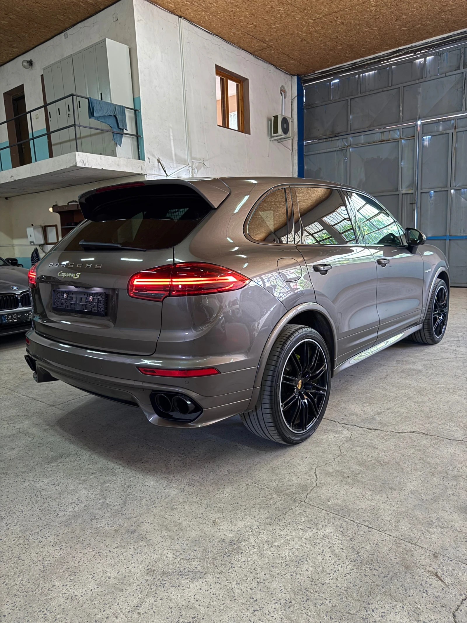 Porsche Cayenne S E-Hybrid �������� 416 �.�. 4x4 Facelift �������� | Mobile.bg � ����������� 9