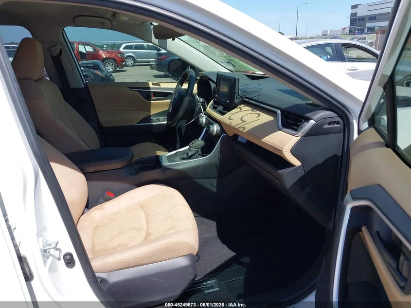 Toyota Rav4 2.5l Hybrid Le, снимка 5 - Автомобили и джипове - 55565512