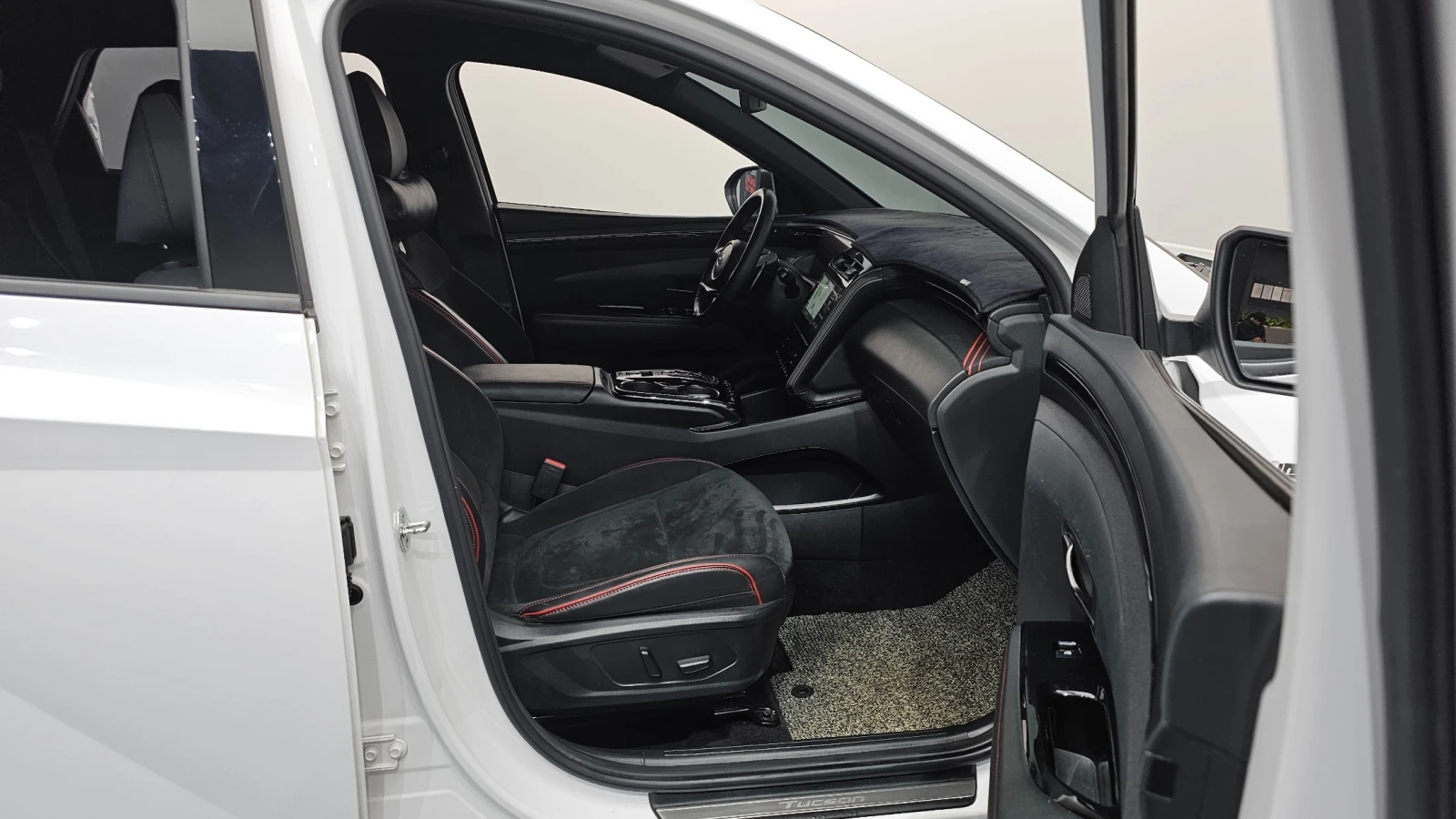 Hyundai Tucson N-LINE 1.6T 4WD INSPIRATION * FULL MAX, снимка 14 - Автомобили и джипове - 56119947
