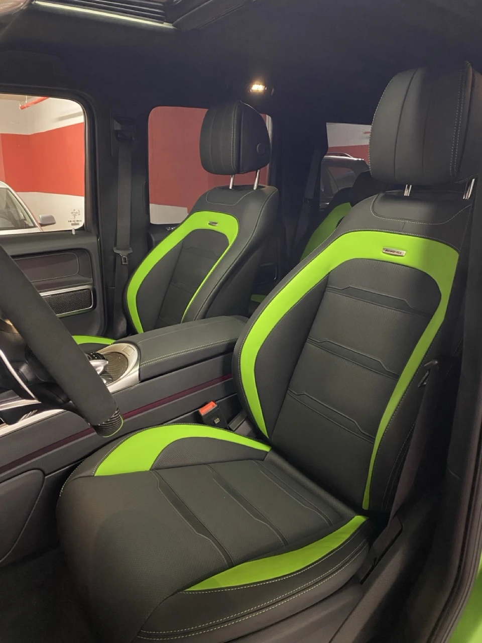 Mercedes-Benz G 63 AMG Magno/Carbon/Burmester/1 собственик/Гаранция, снимка 12 - Автомобили и джипове - 56235315