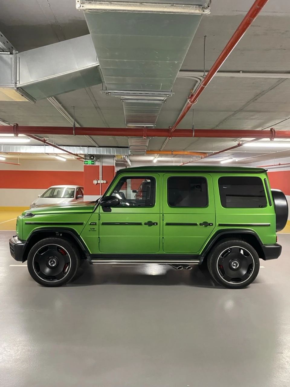 Mercedes-Benz G 63 AMG Magno/Carbon/Burmester/1 собственик/Гаранция, снимка 5 - Автомобили и джипове - 56235315