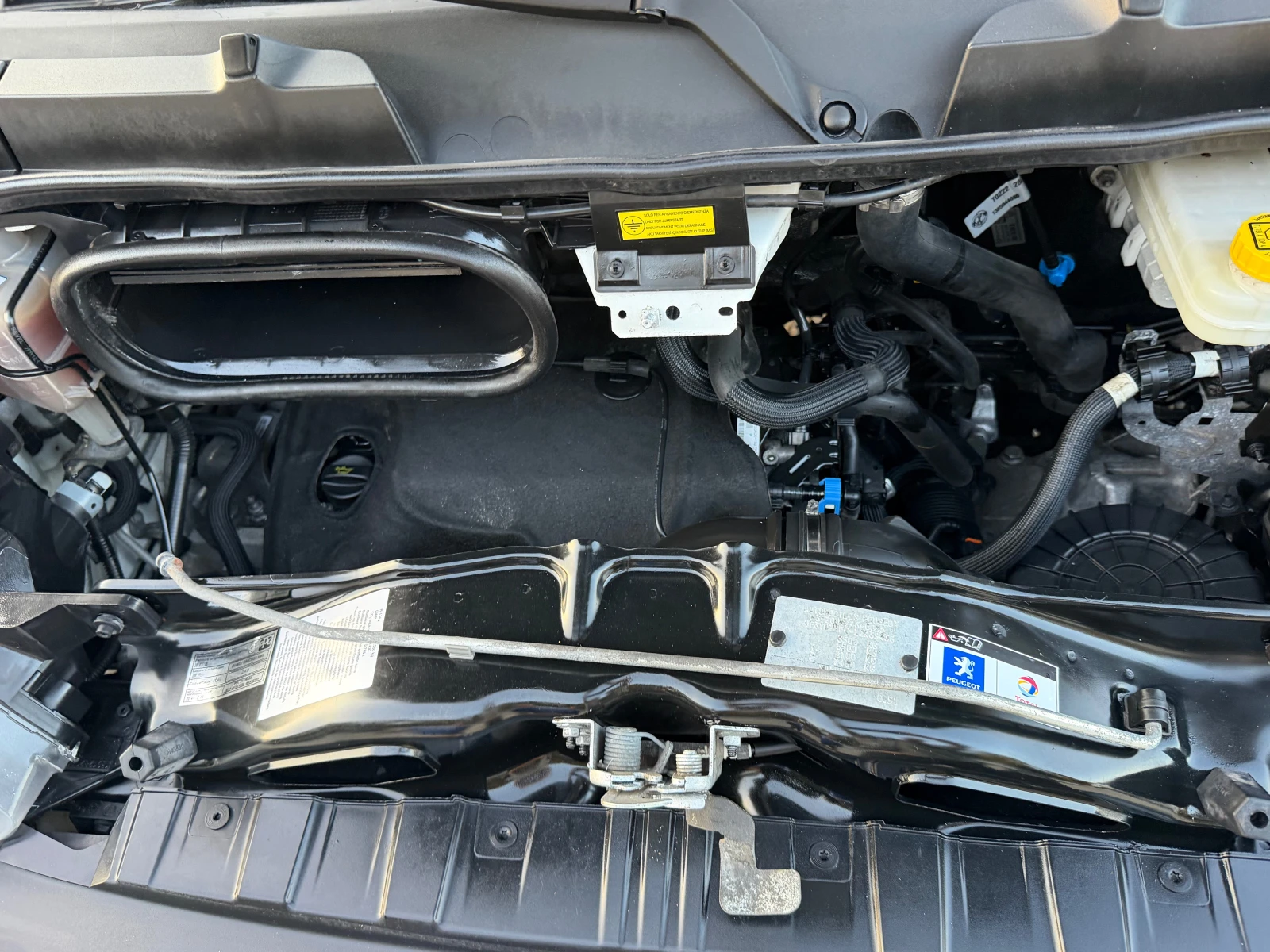 Peugeot Boxer 2.0DIESEL* MAXI* 2019g* Klimatik, снимка 15 - Бусове и автобуси - 55494030