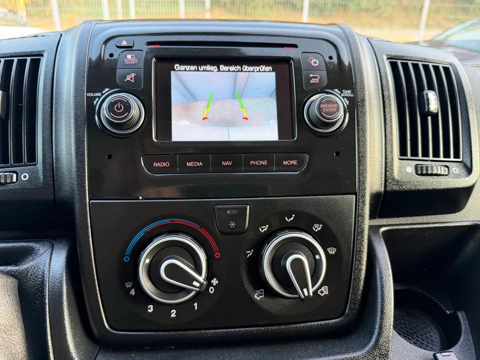 Peugeot Boxer 2.0DIESEL* MAXI* 2019g* Klimatik, снимка 12 - Бусове и автобуси - 55494030