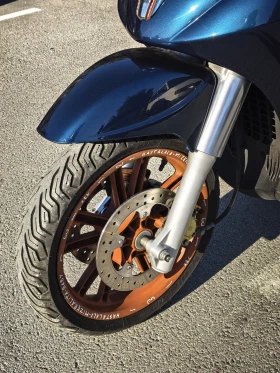 Piaggio Beverly 400ie, снимка 10