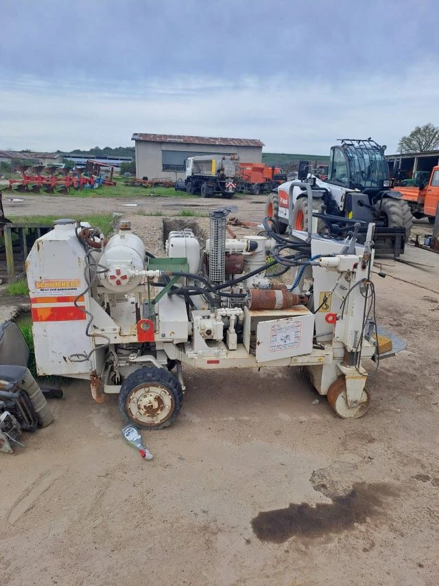 Допълнително оборудване Фреза за асфалт SF300C