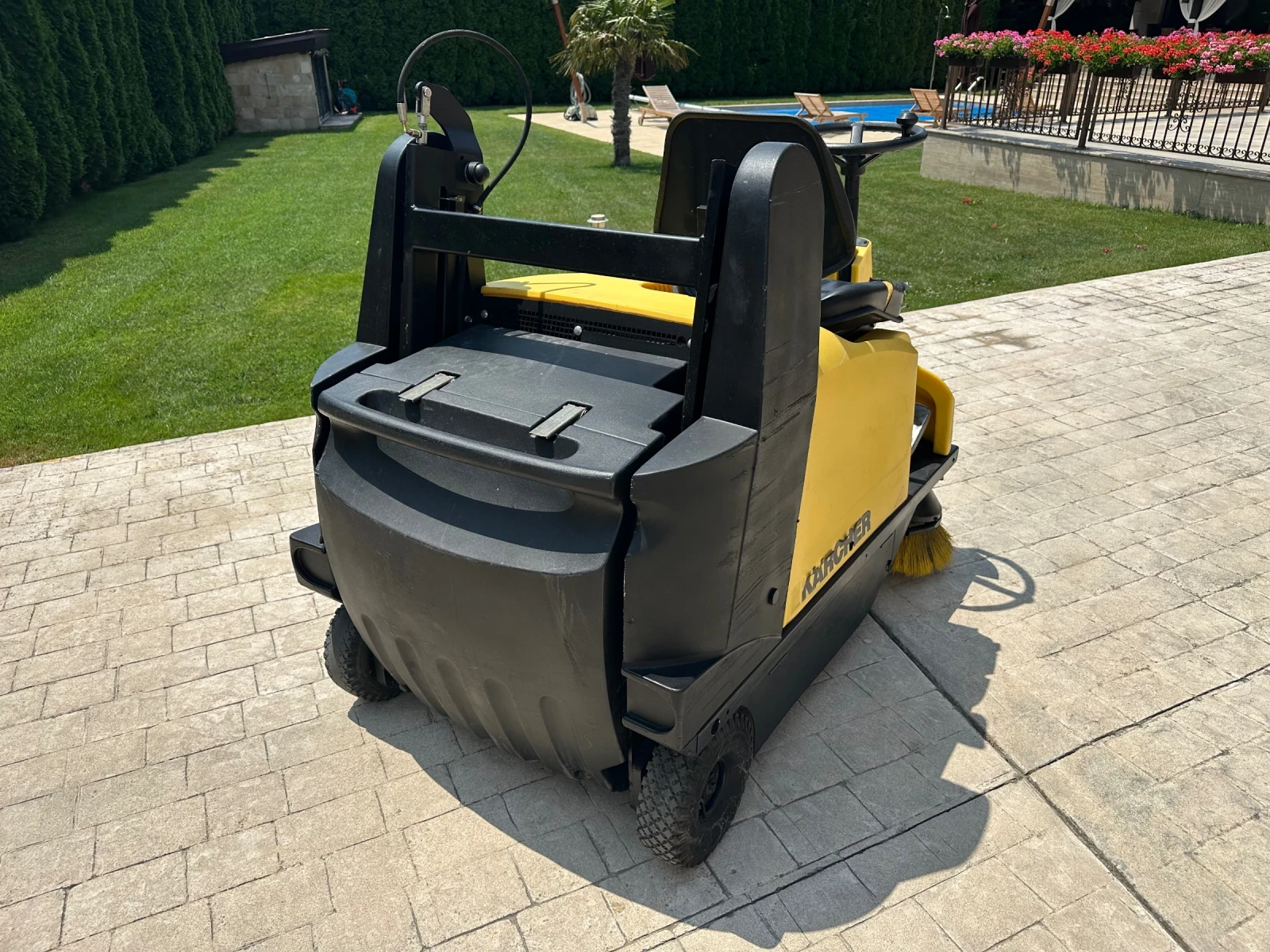Други специализирани машини Друга Karcher 1250 KMR -Метачна машина - изображение 2