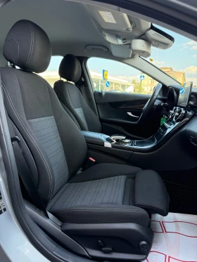Mercedes-Benz C 220 2.2 CDI* СЕРВИЗНА ИСТОРИЯ* , снимка 11