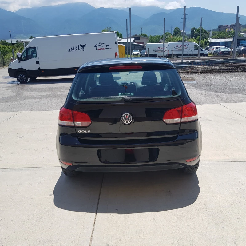 VW Golf 1.4Benzin, снимка 5 - Автомобили и джипове - 46356051