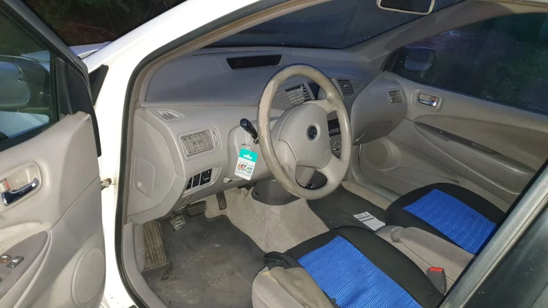 Toyota Prius 1.5 Hybrid нов внос от Италия , снимка 7 - Автомобили и джипове - 47255605