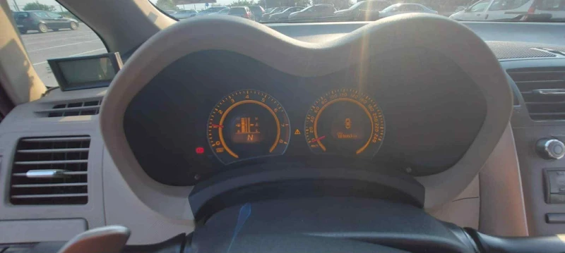 Toyota Auris, снимка 4 - Автомобили и джипове - 52414690