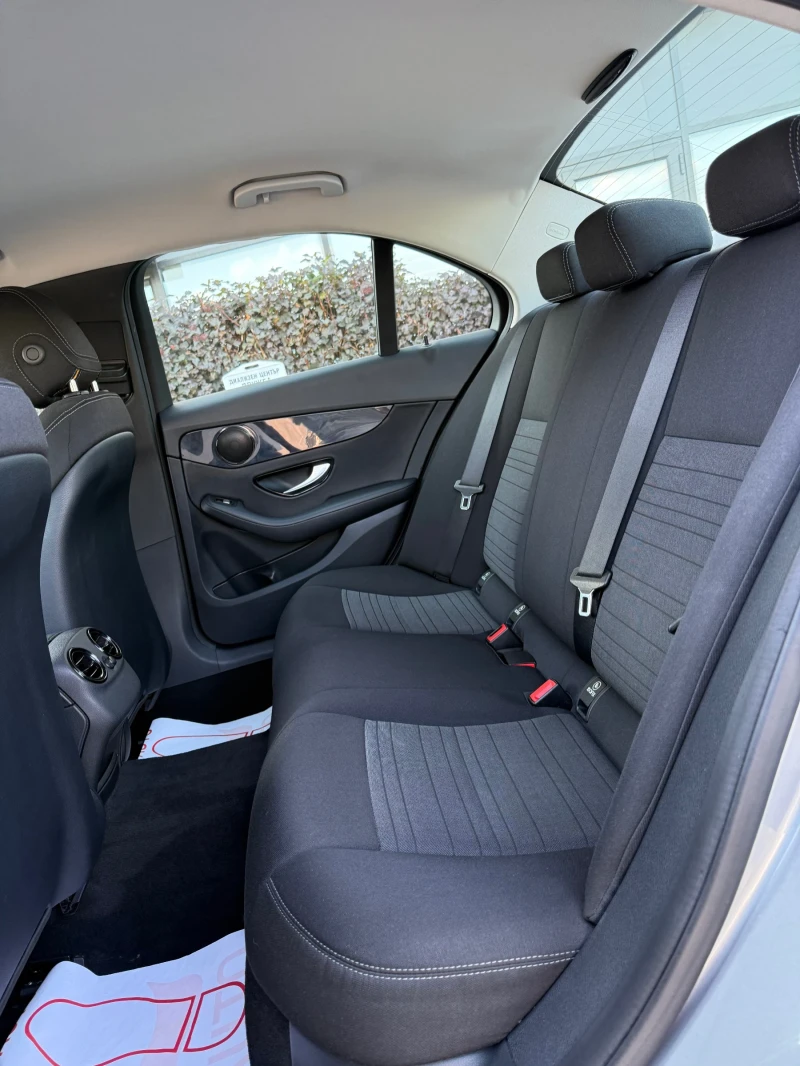 Mercedes-Benz C 220 2.2 CDI* СЕРВИЗНА ИСТОРИЯ* , снимка 12 - Автомобили и джипове - 51308178