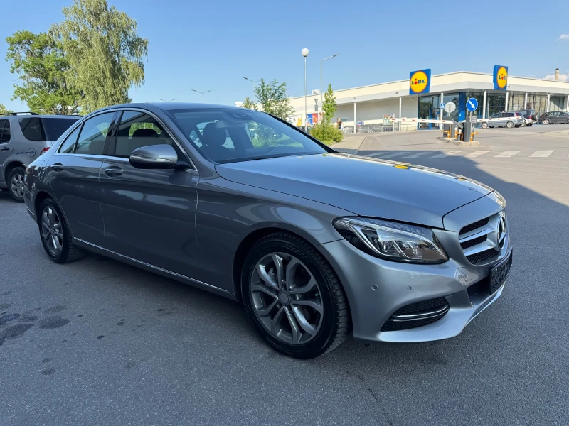 Mercedes-Benz C 220 2.2 CDI* СЕРВИЗНА ИСТОРИЯ* , снимка 3 - Автомобили и джипове - 51308178