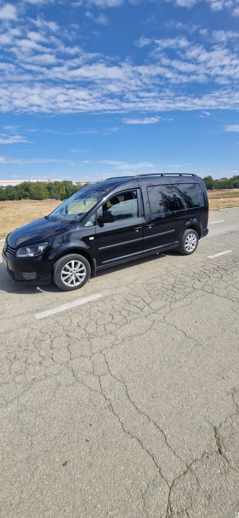 VW Caddy, снимка 3 - Автомобили и джипове - 52561421
