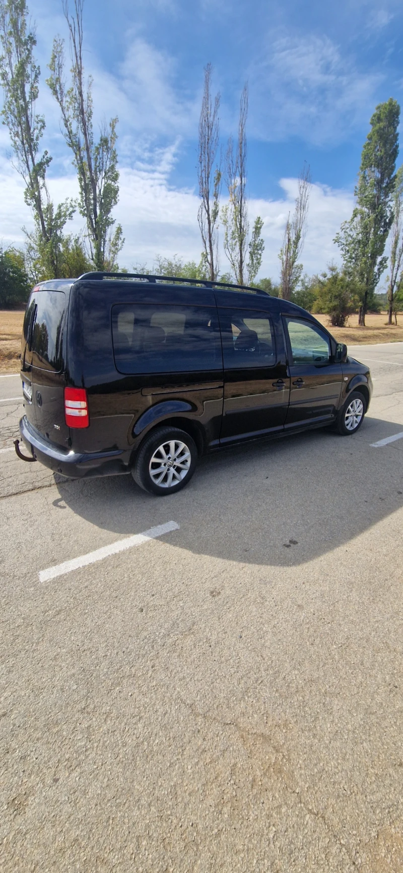 VW Caddy, снимка 6 - Автомобили и джипове - 52561421