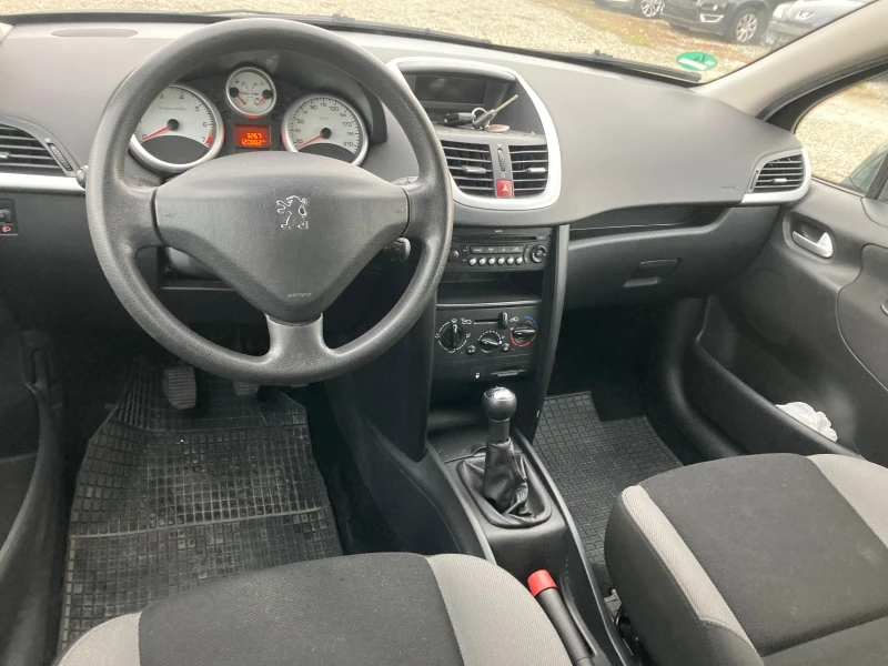 Peugeot 207 1.4i SW KLIMA, снимка 8 - Автомобили и джипове - 52054689