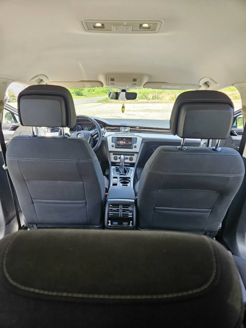 VW Passat, снимка 10 - Автомобили и джипове - 53212834