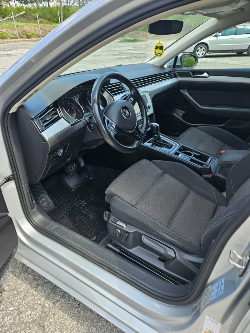 VW Passat, снимка 6 - Автомобили и джипове - 53212834