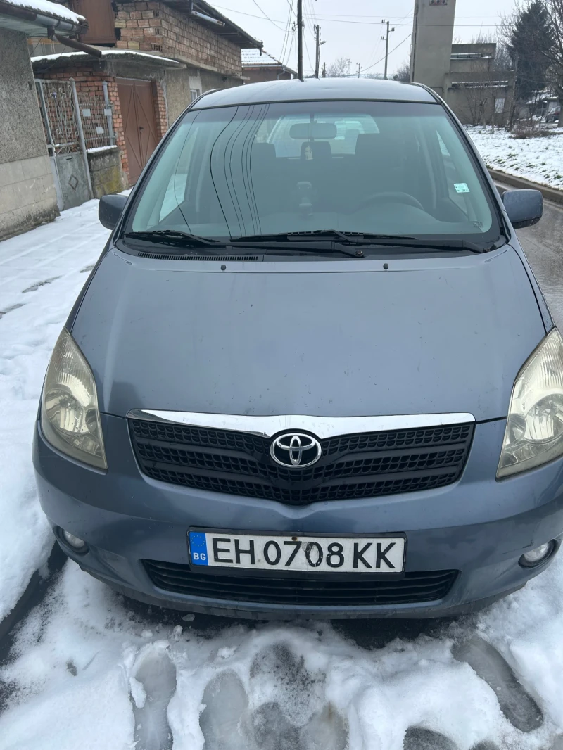Toyota Corolla verso, снимка 9 - Автомобили и джипове - 53371085