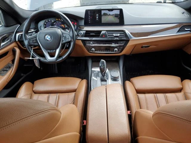 BMW 530 XDRIVE* ДИГИТАЛНО* ТАБЛО* КАМЕРА* ПОДГРЕВ* КЕЙЛЕС, снимка 8 - Автомобили и джипове - 49146805