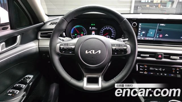 Kia K5, снимка 12 - Автомобили и джипове - 56082483