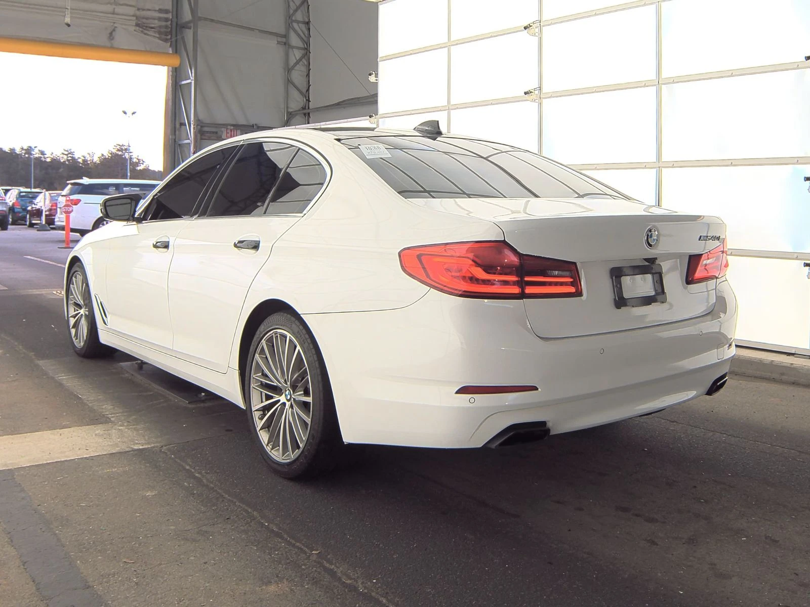 BMW 540 KEYLESS* HEADUP* SOFT-CLOSE* DISTRONIC - изображение 6