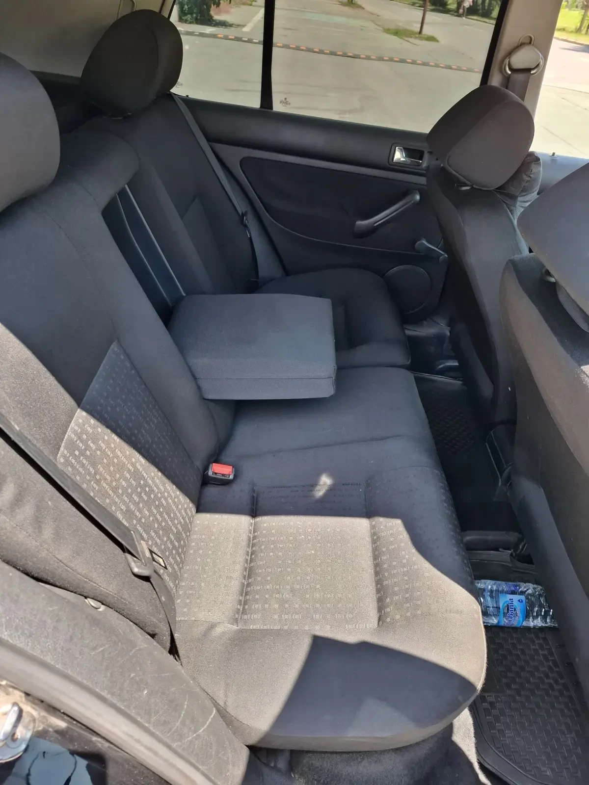 VW Golf 1.9 90 - изображение 9